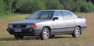 Audi 100 2.3 -90